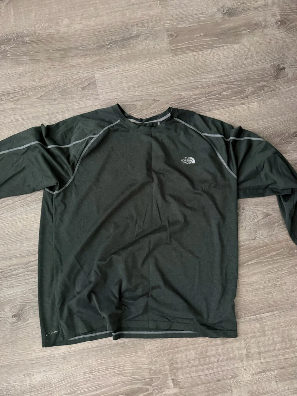 The North Face FlashDry Men’s 2XL Tall Long Sleeve Shirt